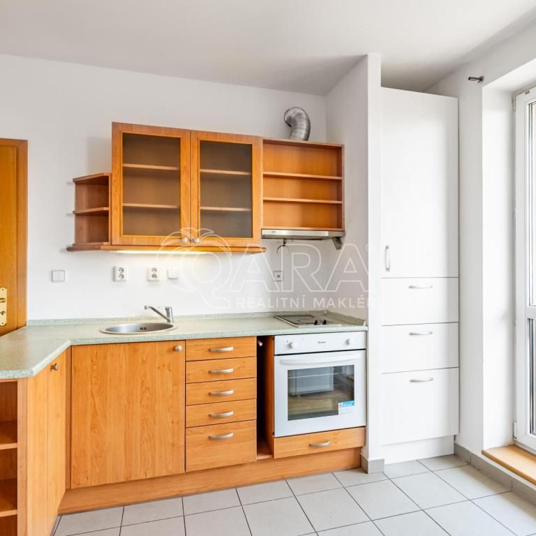 Pronájem bytu 1+kk 34 m2 - Fotografie 1