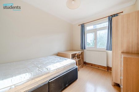 4 bedroom terraced house to rent - Photo 2