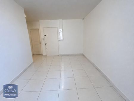 Location Appartement 1 pièce 26m² TOULON 83000 - Photo 4