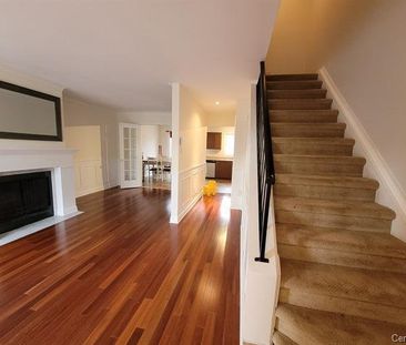 8 Av. d'Old Post Crescent Pointe-Claire, QC H9R - Photo 6