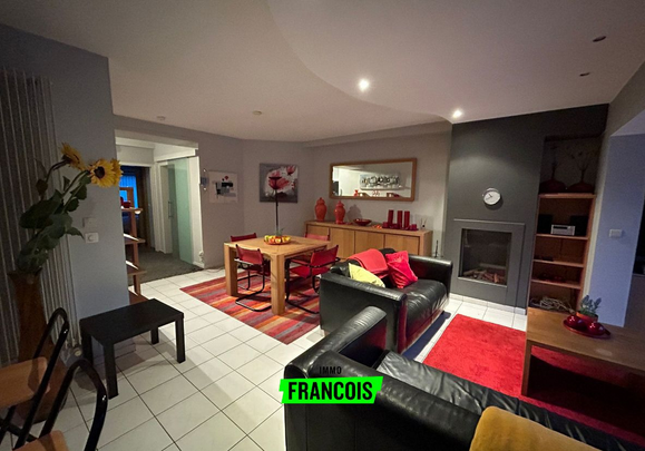 Gemeubeld duplex appartement mét overdekte staanplaats te huur in Oostende! - Foto 1
