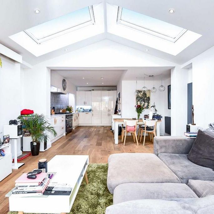 2 bedroom house to rent - Photo 1