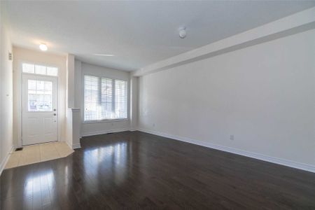 For Lease - 7 Cherna Avenue, Markham, Ontario - Photo 3