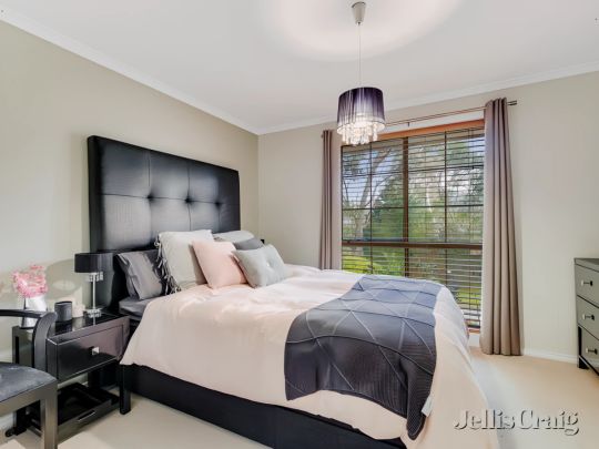 3/10 Hibiscus Avenue, Briar Hill, Melbourne - Photo 1