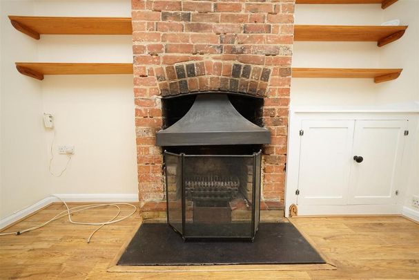 2 bedroom house to rent - Photo 1