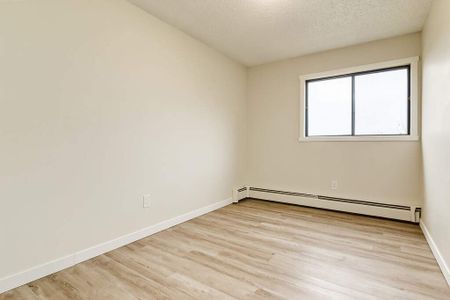 Classic Suite - 1 Bedroom - Photo 5