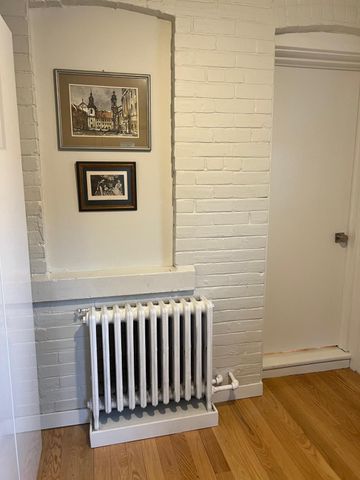 For Lease - 203 Fern Avenue Unit# 2, Toronto, Ontario - Photo 4