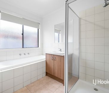 9 Craig Close, Truganina VIC, Belconnen - Photo 6