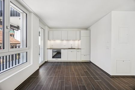 ERSTVERMIETUNG: 1.5-Zimmerwohnung an bester Lage in Zürich-Oerlikon - Foto 2