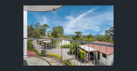 Affordable Springwood Living with Mountain Views - Photo 4