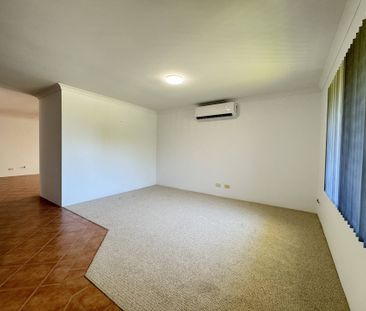 Spacious Family Home Overlooking Parklands - Photo 1