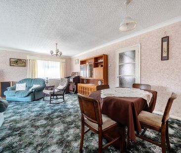 4 bedroom bungalow to rent - Photo 3