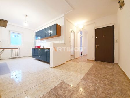 Apartament nemobilat 4 camere zona Gemenii - Photo 4