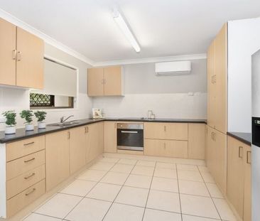 16 Begonia Court, Annandale - Photo 4