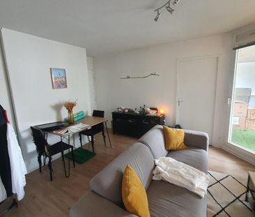 Location Appartement 2 pièces 45m² CALUIRE ET CUIRE 69300 - Photo 3
