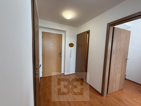 Pronájem bytu 2+kk 59 m² - Фото 3
