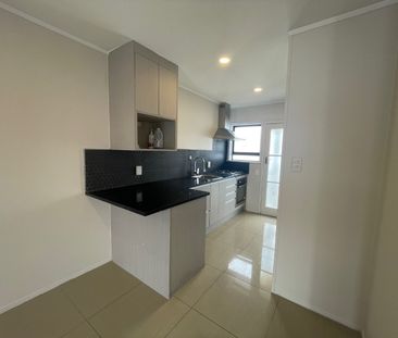 Unit 2, 9 Norman Spencer Drive, Papatoetoe, Auckland - Photo 6