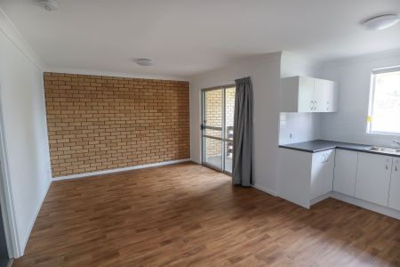 NEAT & TIDY UNIT - Photo 5