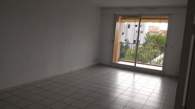 Appartement - Aix-En-Provence (13090) - 67 m² - - Photo 1