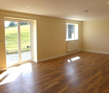 2 bedroom semi-detached bungalow to rent - Photo 2