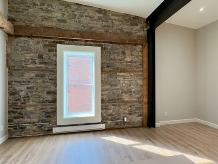 For Lease - 330 Victoria Street Unit# 6, Tweed, Ontario - Photo 5