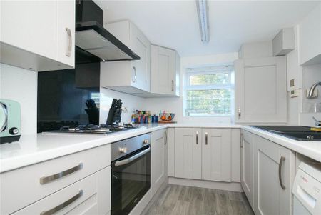 2 bedroom terraced house to rent - Photo 5