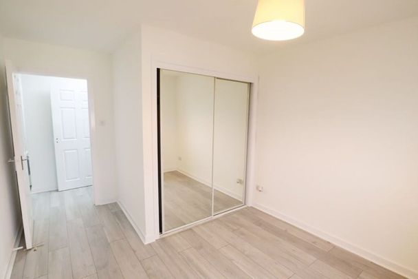 2 Bed, Flat - Photo 1