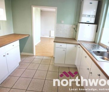 3 bedroom semi-detached house to rent - Photo 6