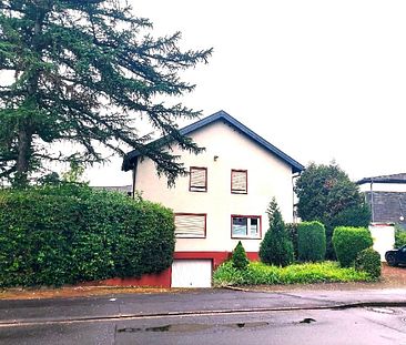 Einfamilienhaus mit großem Grundstück im Herzen von Hennef - Foto 1