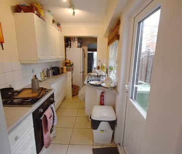 5 bedroom terraced house to rent - Photo 6