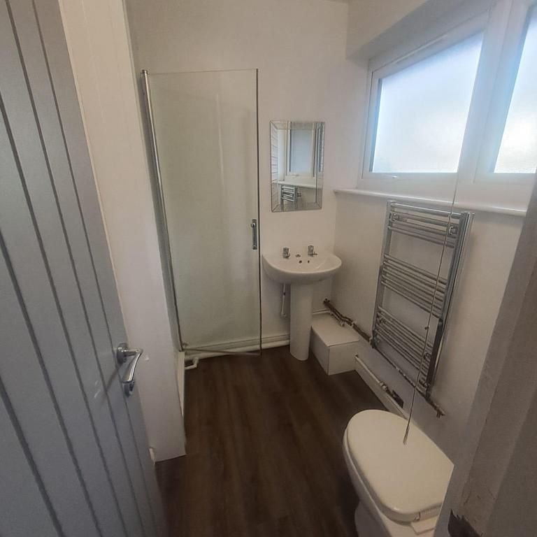 5 bedroom house to rent - Photo 1
