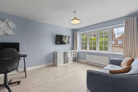 4 bedroom detached house to rent - Photo 4
