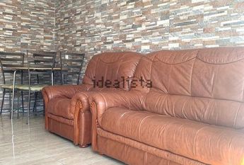 Alquiler de chalet adosado en Calle Relente