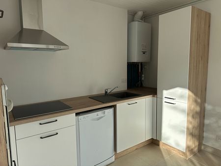 Location maison 3 pièces, 67.34m², Rochefort - Photo 2