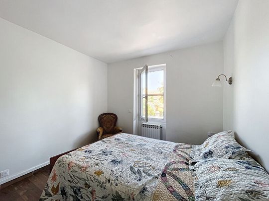 A LOUER AVIGNON ( 84000 ) PREMIERE CEINTURE EXTRAMUROS : Maison 3pièces sur 1 étage, avec cour et climatisée !!, - Photo 1