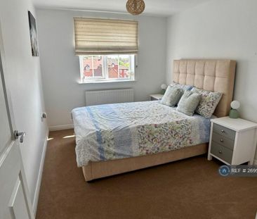 2 bedroom flat to rent - Photo 4