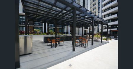 BRAND NEW 2 BEDROOM APARTMENT IN LUXURY APARTMENTS - Photo 3