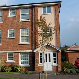 1 bedroom Apartment - MERRIFIELD COURT, WELWYN GARDEN CITY - Photo 3