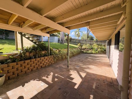 38 Jesmond Road, Helensvale QLD 4212 - House For Rent | Domain - Photo 4