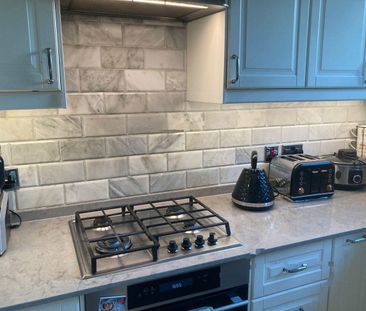 Room in a Shared House, South Croxted Road, SE21 - Photo 2