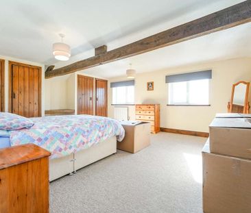 4 bedroom detached house to rent - Photo 6