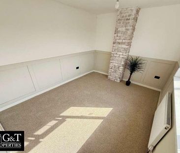 Pheasant Street, Brierley Hill, DY5 - Photo 2