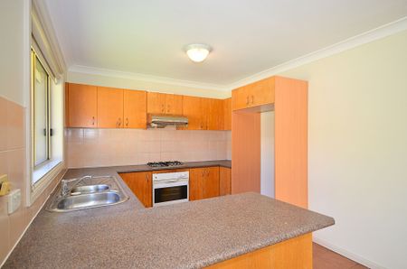 Beautiful 2 Storey Residence with Air&sol;Con Close to Westmead Hospital - Photo 5