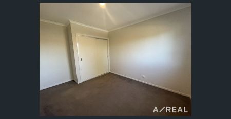 4 bedroom in Mernda Village - Photo 3