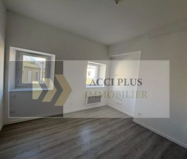 Location Appartement 2 pièces 26m² NIMES 30000 - Photo 2