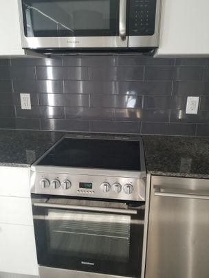 For Lease - 42 Charles Street Unit# 1504, Toronto, Ontario - Photo 1