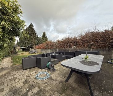 Ruime woning met 4 slaapkamers en een ruime tuin - Photo 2