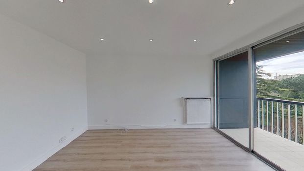 Location Appartement 5 pièces 101m² - Photo 1