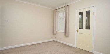 Albert Road, Deal, CT14 9RB, Kent - Photo 2