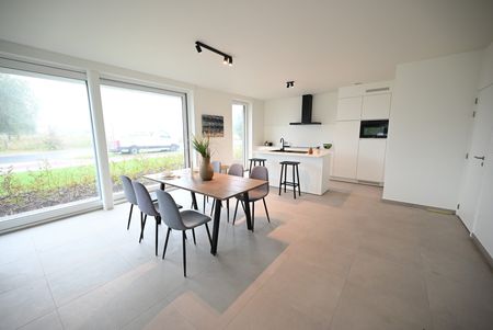 RUIM (114,97 m²) 2-slpk-HOEKappartement met OPEN ZICHT op VELDEN! - Photo 3
